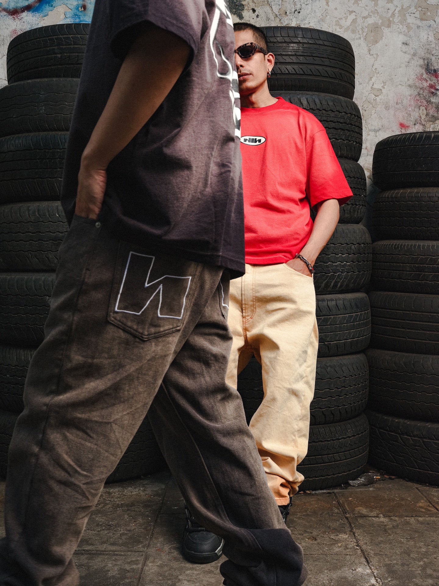 Washed Wide Jeans in Black