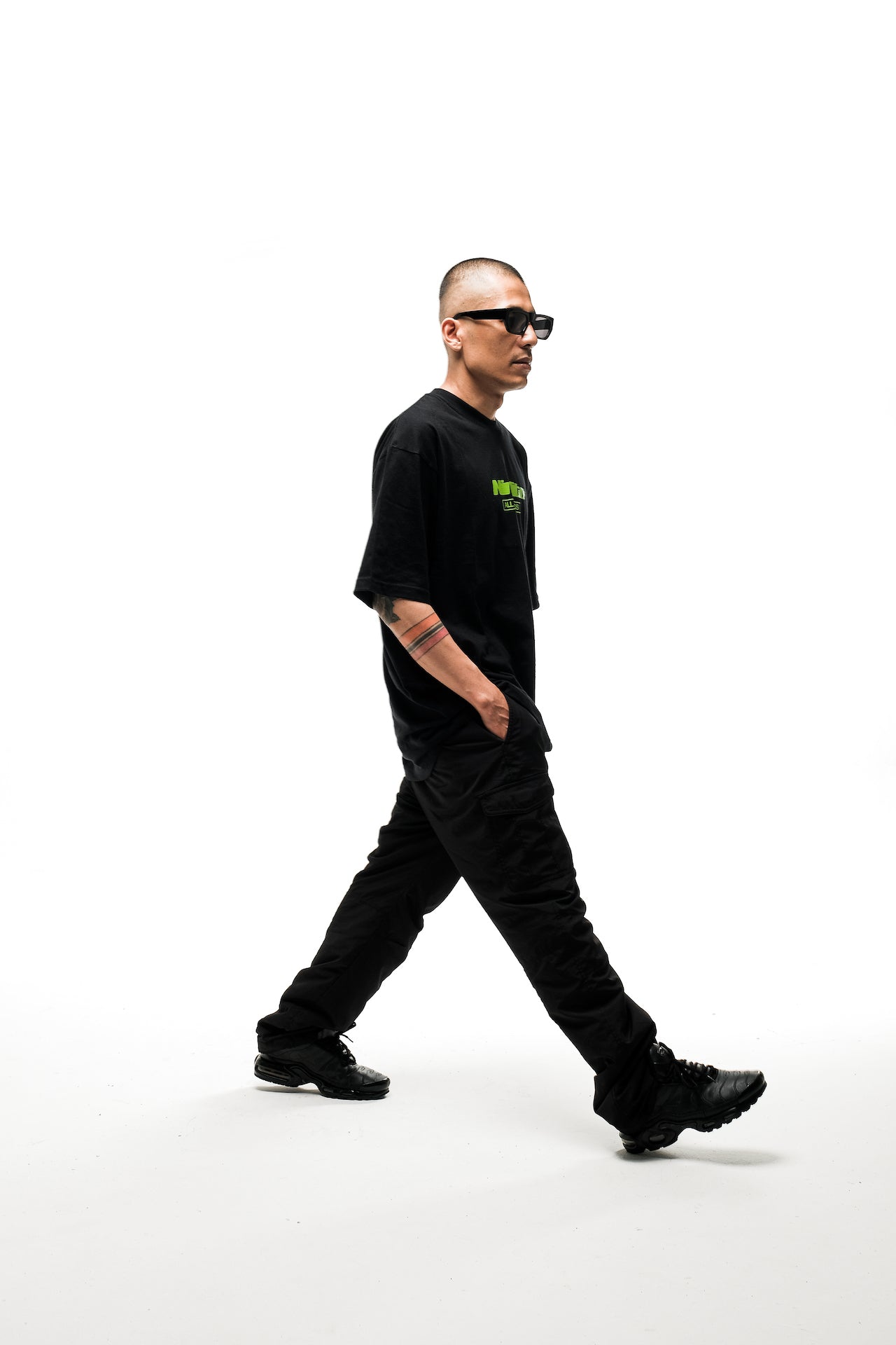 ALL ACCESS Tee in Black